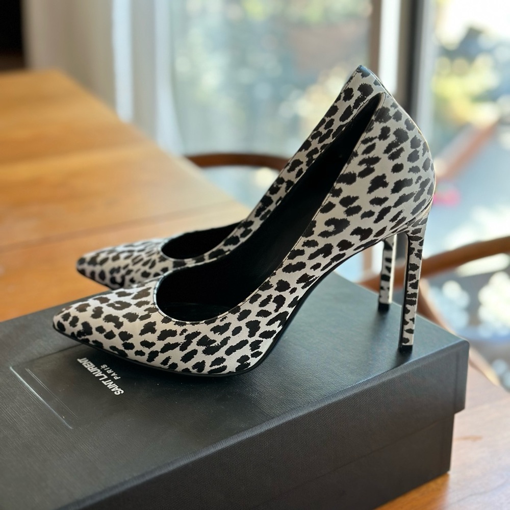 Saint Laurent white leopard heel